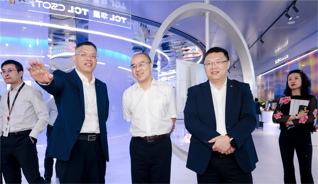 欧博abg官网绿色工厂迎访，英特尔2024绿色计算机新品发布